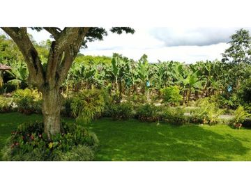 VENTA CASA CAMPESTRE VEREDA DEL MUNICIPIO DE MONTENEGRO QUINDIO