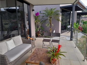 VENTA DE EXCLUSIVA CASA CAMPESTRE EN LLANO GRANDE