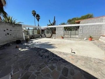 CASA EN VENTA EN TEQUISQUIAPAN. Elsy