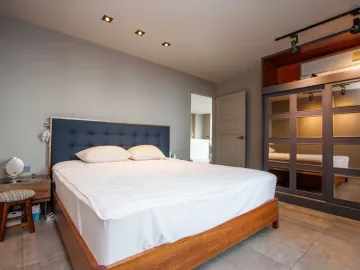 Executive 1 Bedroom Condo For Sale : Peaks Garden Chang Klan