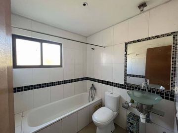 SE VENDE CASA - CONDOMINIO EL GOLF RINCONADA