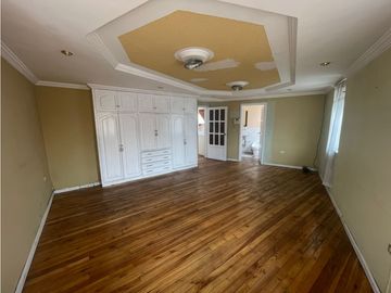 Casa Comercial en venta en Puertas del Sol