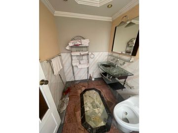 Casa Comercial en venta en Puertas del Sol