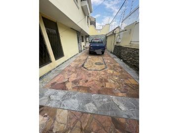 Casa Comercial en venta en Puertas del Sol