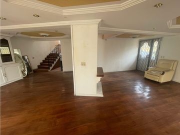 Casa Comercial en venta en Puertas del Sol