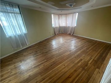 Casa Comercial en venta en Puertas del Sol