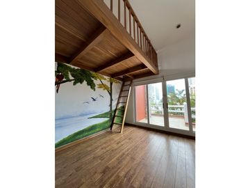 VENTA CASA 2 PISOS EN LOMA ALEGRE ALTOS DEL GOLF