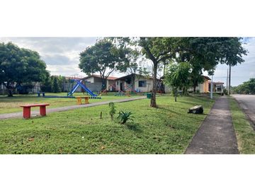 COD02 Casa en Venta en Santa Isabel, Pacora (localizada en esquina)