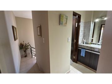 VENDE DUPLEX GODOY CRUZ - APTO CREDITO