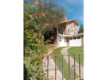 casa de 3 dormitorios en cuesta blanca con vista
