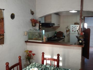 Chalet en venta en Castelar Sur