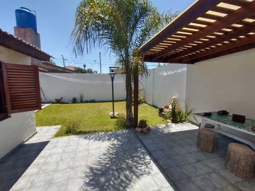 Chalet en venta en Castelar Sur