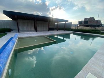 Casa en condominio en  Venta en Querétaro, Lomas Campanario Norte