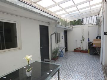 Casa en Venta en Valenzuela Castillo N° 1200