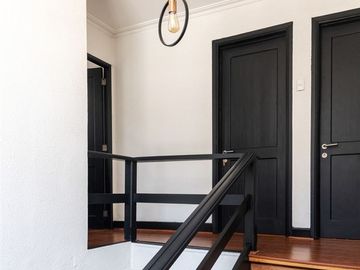 Casa en Venta en Valenzuela Castillo N° 1200