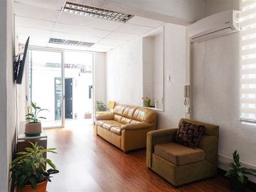 Oficina en Venta en Valenzuela Castillo N° 1200