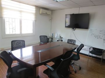 Oficina en Venta en Valenzuela Castillo N° 1200