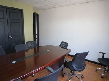 Oficina en Venta en Valenzuela Castillo N° 1200