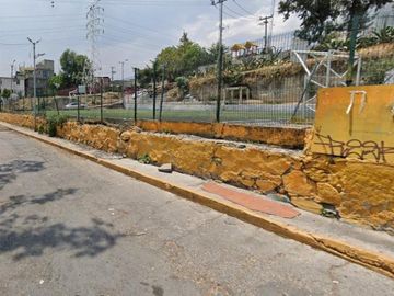 Casa para remodelar en Valle Dorado La Punta Naucalpan de Juárez