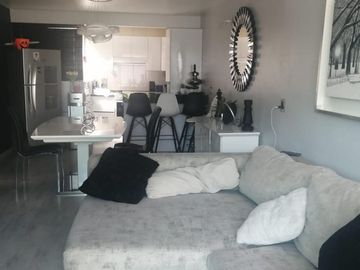 BONITA CASA EN CD LAGO