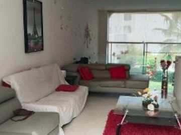 PRECIOSA CASA EN FRACCIONAMIENTO EXCLUSIVO