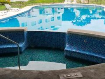 PRECIOSA CASA EN FRACCIONAMIENTO EXCLUSIVO