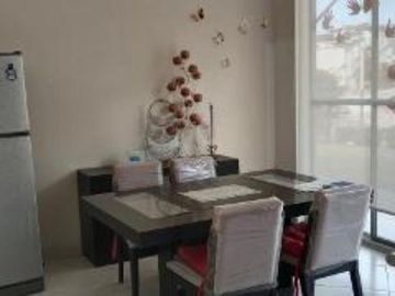 PRECIOSA CASA EN FRACCIONAMIENTO EXCLUSIVO