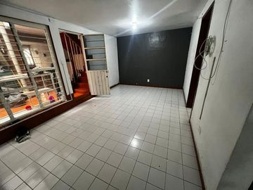 CASA CON 5 DEPARTAMENTOS EN LA PERLA, NEZAHUALCOYOTL