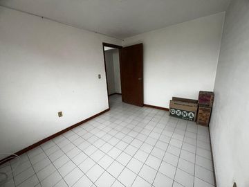 CASA CON 5 DEPARTAMENTOS EN LA PERLA, NEZAHUALCOYOTL