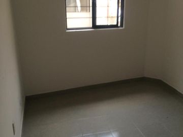 CASA CON 4 DEPARTAMENTOS EN VENTA