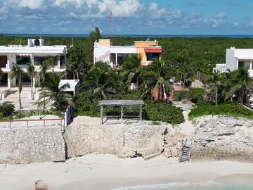 CASA FRENTE AL MAR EN COSTA MUJERES EN CANCUN COLDWELL BANKER