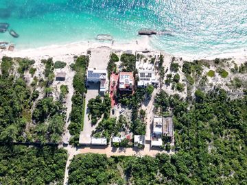 CASA FRENTE AL MAR EN COSTA MUJERES EN CANCUN COLDWELL BANKER