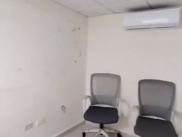 VENTA DE OFICINA EN LA COL.VALLE DEL NOGALAR EN VENTA EN SAN NICOLAS DE LOS G.