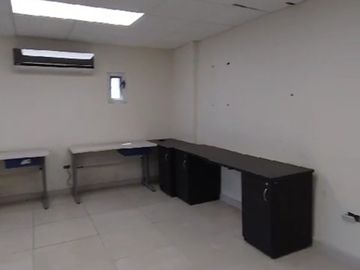 VENTA DE OFICINA EN LA COL.VALLE DEL NOGALAR EN VENTA EN SAN NICOLAS DE LOS G.
