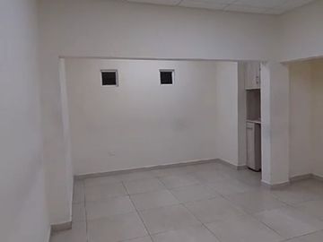 VENTA DE OFICINA EN LA COL.VALLE DEL NOGALAR EN VENTA EN SAN NICOLAS DE LOS G.