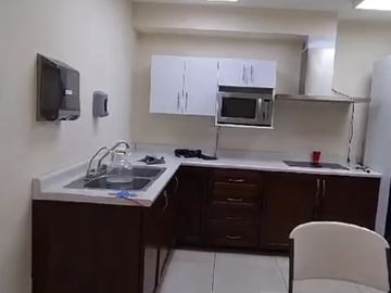 VENTA DE OFICINA EN LA COL.VALLE DEL NOGALAR EN VENTA EN SAN NICOLAS DE LOS G.