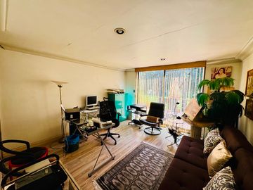 Casa en Venta con Estacionamiento y Jardín junto al Club de Golf las Fuentes