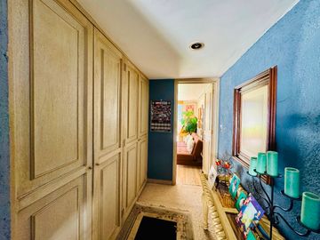 Casa en Venta con Estacionamiento y Jardín junto al Club de Golf las Fuentes