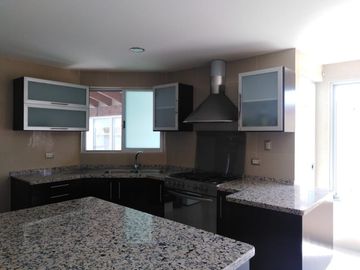 CASA VENTA ATLIXCO, FRACC CORTIJO LOS SOLES!!