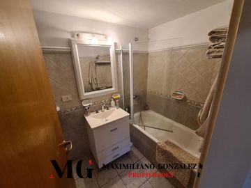 Casa venta Campos de Echeverria 7 ambientes