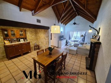 Casa venta Campos de Echeverria 7 ambientes