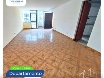 VENTA DEPARTAMENTO 2DO PISO URB SANTA PATRICIA LA MOLINA