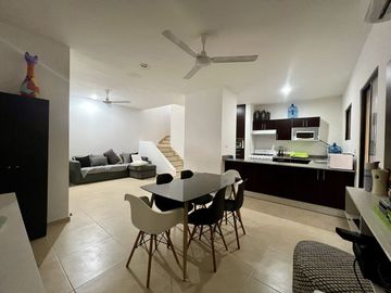 CASA MODELO NIZA EN VENTA EN PRIVADA GRAN SANTA FE, NORTE MERIDA