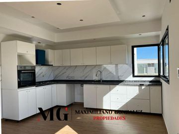 Casa en  venta, 4 ambientes - San Felipe
