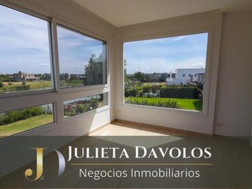 Casa en Venta 6 ambientes Barrio El Canton Norte a la laguna y con pileta