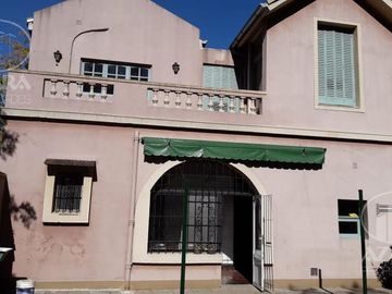 PH 2 ambientes con jardín en Barrio Cerrado 