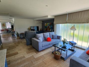Casa en Venta - Barrio cerrado Funes Hills Cadaques