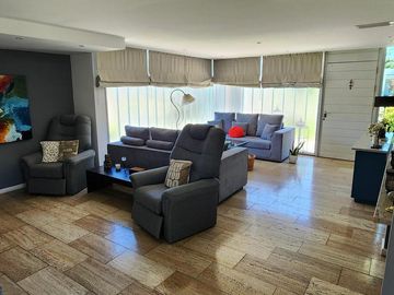 Casa en Venta - Barrio cerrado Funes Hills Cadaques