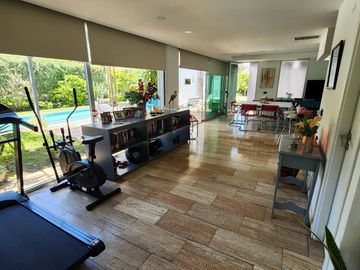 Casa en Venta - Barrio cerrado Funes Hills Cadaques