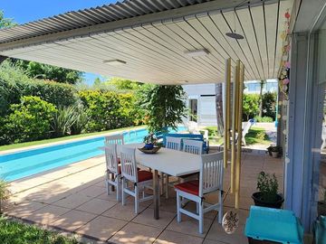 Casa en Venta - Barrio cerrado Funes Hills Cadaques